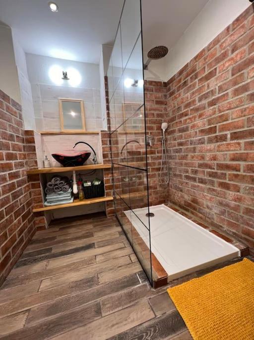 Apartman Centrum Sturka Martin Esterno foto