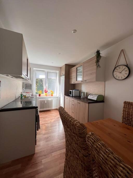 Apartman Centrum Sturka Martin Esterno foto